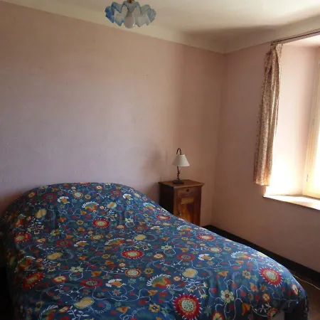 Holiday home Maison Ancienne Hameau Les Bruns *